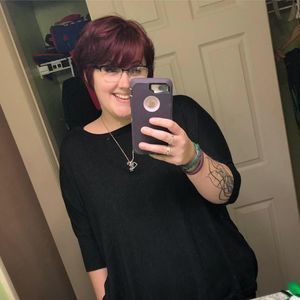 Meet your Posher, April